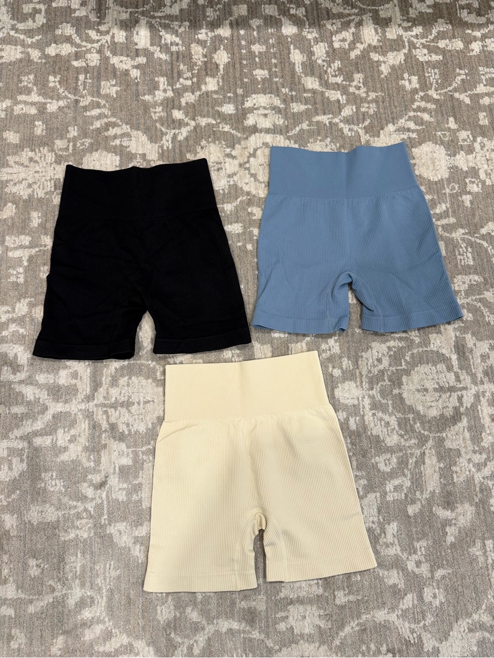 New size small OQQ Ribbed Seamless Biker Shorts - Set of 3